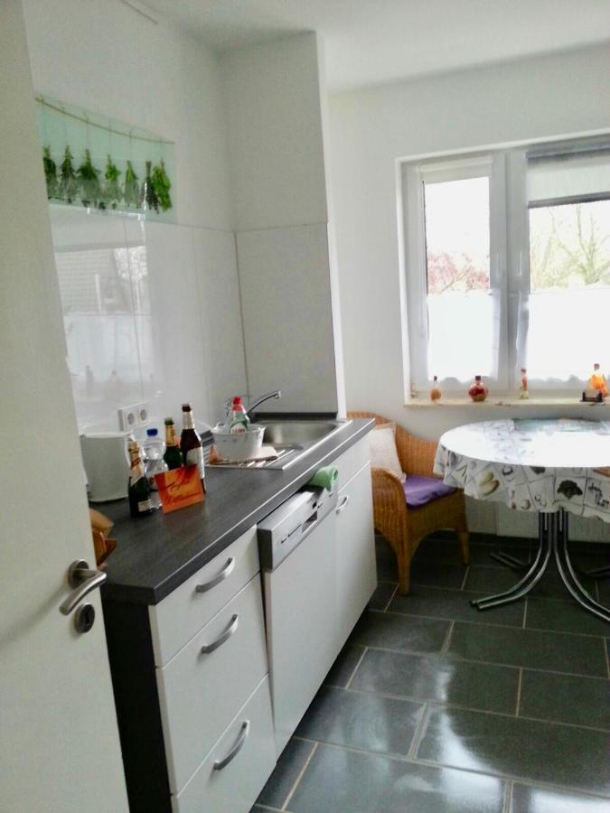 Ingrids Ferienwohnung Mit Balkon In Thiede Naehe See Зальцгиттер Экстерьер фото